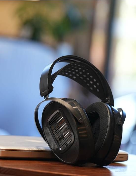 新纪元!HIFIMAN海菲曼2025年秋季新品发布会凯发K8首页登录普罗大众HiFi之享开启高保真领域(图4) 新纪元!HIFIMAN海菲曼2025年秋季新品发布会凯发K8首页登录普罗大众HiFi之享开启高保真领域(图4)